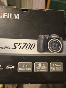 Fujifilm FinePix S Series S5700 7.1MP Digital Camera Black - Picture 1 of 8