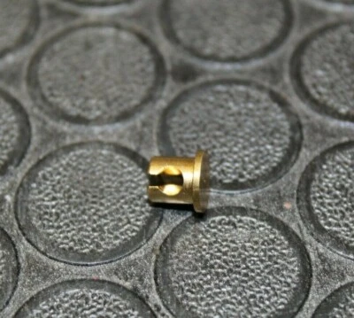 YAMAHA MOTO 4 350 CARBURETOR THROTTLE CABLE GUIDE HOLDER 🔥FAST SHIP🔥 - Image 1 of 3