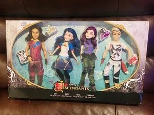 RARO EXCLUSIVO DISNEY DESCENDIENTES PAQUETE DE 4 FIGURAS MUÑECA CONJUNTO JAY EVIE MAL CARLOS - Imagen 1 de 10