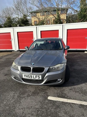 BMW 318i 2009 Saloon - Image 1 of 4