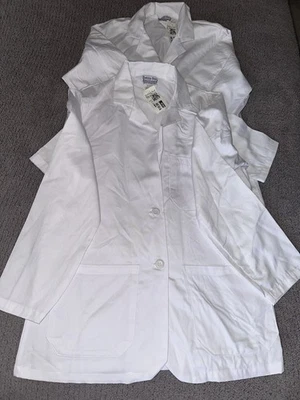 XS -Lot Of 2- Fashion Seal Healthcare lab Coats White J-103 - Image 1 of 4