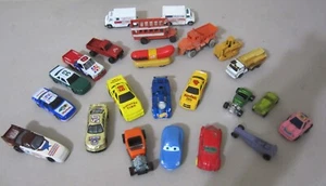 Mixed Lot Of 23 Hot Wheels, Racing Champions, Maisto & More - Cars & Trucks - Picture 1 of 14