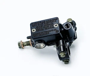 Cilindro de freno principal Honda CBR CRF MSX Monkey XR, delantero, bomba de freno, cilindro de freno - Imagen 1 de 5