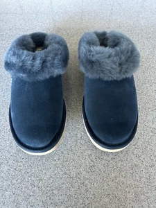 NEW! Women's UGG Cluggette Suede Sheepskin Lined in Ocean Blue Size 6 #1115134 - Picture 1 of 11