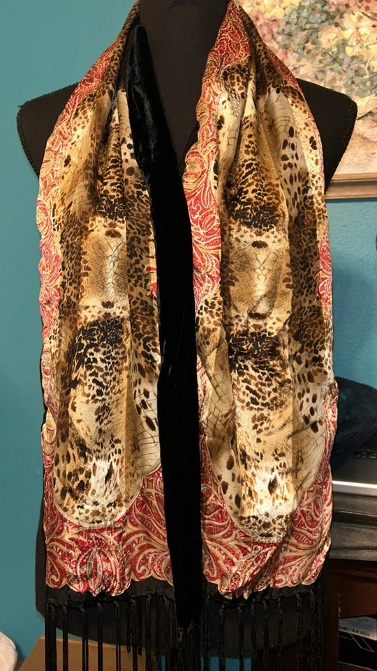 100% Silk Vintage Andrienna Landau Studio Women’s  80-90’s Animal Print - Image 1 of 4
