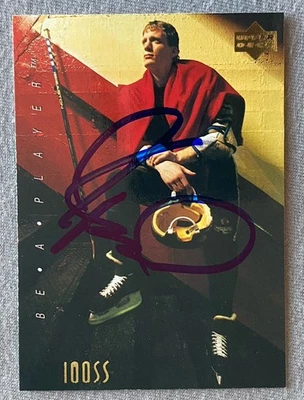 BLACKHAWKS- JEREMY ROENICK AUTOGRAPH 1994 UPPERDECK BE A PLAYER #13 TRADING CARD - Image 1 of 2