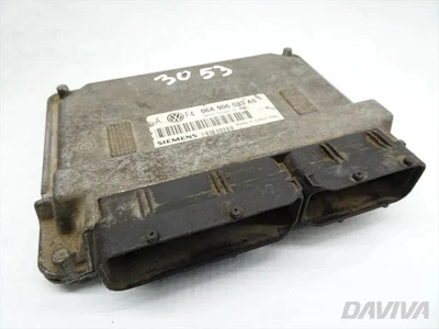 VW Golf Unità modulo di controllo motore 1.6 Benzina 74kW (100 HP) 06A906033AS - Immagine 1 di 4