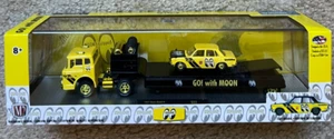 M2 Machines Auto-Haulers Mooneyes 1957 Mack & 1969 Datsun Bluebird 1600SS CHASE - Picture 1 of 8