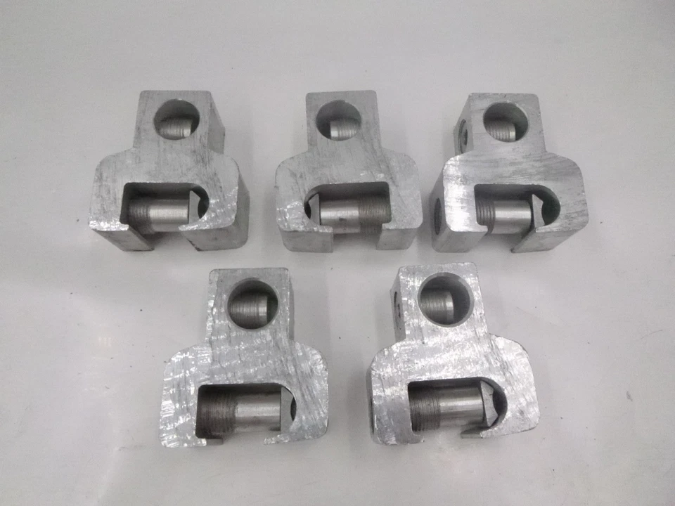 5 Pack Alcon PT500-500 Multi-Tap Parallel Tap Connector 250 MCM 2 AWG