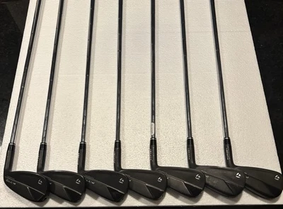 Juego de hierros TaylorMade P770 4-PW, eje rígido, para diestros Foto 1 de 4