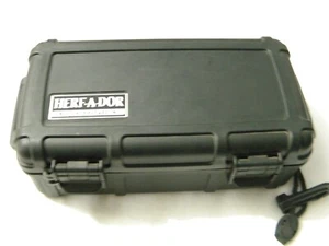 HERF-A-DOR TRAVEL HUMIDOR by Humi-care, padded, holds 10 cigars, new (C) - Picture 1 of 6