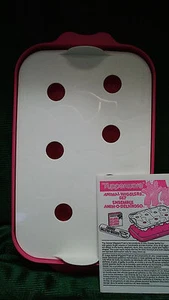 TUPPERWARE WIGGLERS GELLE FORM TIERE AUSSTECHFORMEN ABLAGE JIGGLERS ROSA NEU - Bild 1 von 2