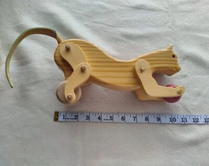 Wooden Montessori Moving Kids Toy Cat Pull Push Toy - Picture 1 of 7