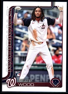Tarjeta insignia de gran tamaño James Wood RC 2025 Topps Serie 1 # OTC-8 - NACIONALES - Imagen 1 de 2