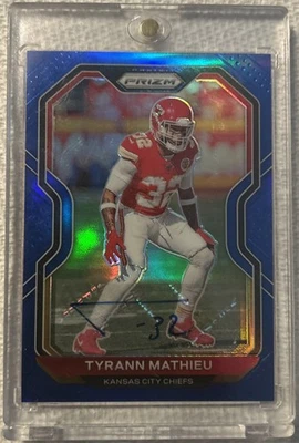 2020 Panini Prizm Autograph Blue Tyrann Matthieu 01/10 #127 CHIEFS - Image 1 of 3