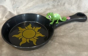 Costume Padella Raperonzolo Aggrovigliato Disney Giocattolo con Suoni Funziona Pascal Camaleonte - Foto 1 di 14