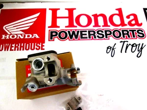 NEW HONDA OEM FRONT BRAKE MSTR CYL + SEALING WASHERS CRF250 / 450 *SEE DESC* - Picture 1 of 7