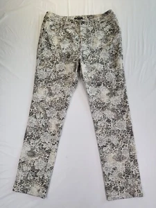 E39 by Eric Womens Pants Size 8 Allover Animal Print Floral Embroidered Pockets - Picture 1 of 15