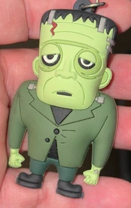 Universal Studios Monster Frankenstein personaggio borsa cieca serie zaino clip - Foto 1 di 12