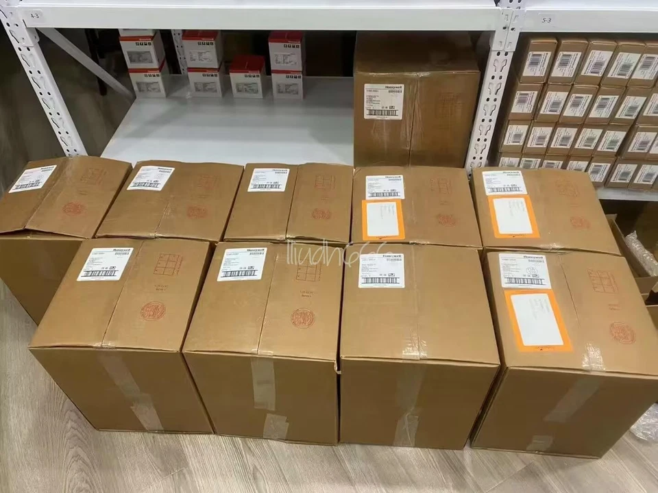 ACTUADOR DE POTENCIA FLUIDO HONEYWELL V4055 A 1064 NUEVO 1 PIEZA V4055A1064 Foto 1 de 1