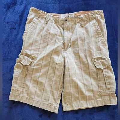 Plugg Plaid Men's Sz.34 Cargo Shorts - Image 1 of 4