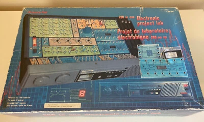 Vintage Game Science Fair 200 in ONE Electronic Project Lab - Image 1 of 4