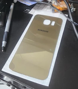 Samsung Galaxy s6 Back Glass Replacement - Gold - Picture 1 of 1