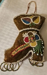 Antique Victorian Large Brown Beaded Pin Cushion Boot Floral Design - Picture 1 of 7