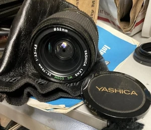 Yashica MC ZOOM 35-70mm F3.5-4.5 Lens  52mm [Contax/Yashica CY Mount] + Caps - Picture 1 of 7