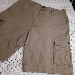Levi Strauss Mens 40 White Tab Cargo Shorts Khaki Snap 3D Pockets Outdoor Heavy - Picture 1 of 18