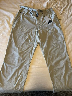 Pantaloni da trekking leggeri UV Nike ACG da uomo cachi FN2450-247 nuovi con etichette $125 taglia Large - Immagine 1 di 4
