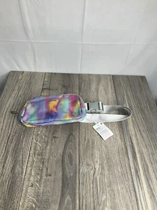 Lululemon Everywhere Belt Bag Prism Wash Multi/Vapor Rainbow NWT - Picture 1 of 4