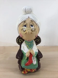 Vintage Plastic Grandma Savings Bank Hong Kong Piggy Change Bank - Picture 1 of 7