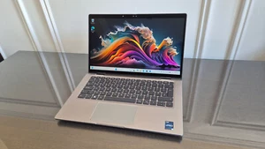 Dell Latitude 7330 13.3" 2in1 - Intel Core i7-1265U 4.80Ghz - 32GB - 1TB SSD LTE - Afbeelding 1 van 6