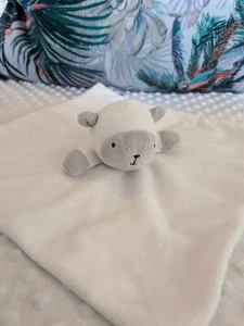 Tu Sainsburys Lamb Sheep White Baby Comforter Blanket Soother Soft Toy - Picture 1 of 5