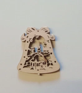 10/24 G4 Puppenstube kleines Fensterbild Kirche Weihnachten Erzgebirge Deko - Picture 1 of 2