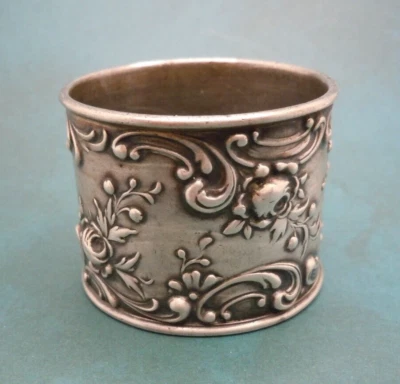 Винтажное кольцо-салфетка из чистого серебра с розовым свитком GORHAM - Изображение 1 из 4