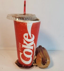 VTG 80s Unbranded (Acme Style) Coke Solo Cup and Hotdog Fridge Magnet Novelty - Picture 1 of 9