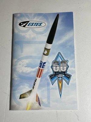Catálogo de cohetes modelo volador Estes 2018 casi nuevo Shape Rocketry Foto 1 de 2