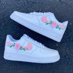 Air Force 1 Custom Rosa Rosa Bandera de Mauricio Talla 7uk usuario de eBay: jamil-169839 - Imagen 1 de 21