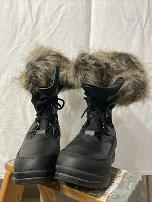 Botas de invierno impermeables Lugz Tundra de piel sintética con cordones para mujer. Negras, talla 9 Foto 1 de 4