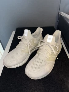 Adidas Ultraboost 5.0 DNA Weiß/Beige Gr 42 1/3-US9  - Bild 1 von 5