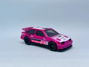2026 Hotwheels STH Super Treasure Hunt # '87 Ford Sierra Cosworth ungesponnen geöffnet - Bild 1 von 3