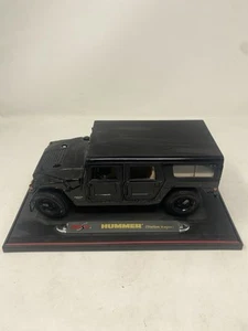 Maisto Premiere Edition 1:18 Hummer Black 4 Door Wagon Model Mirror Missing - Picture 1 of 11