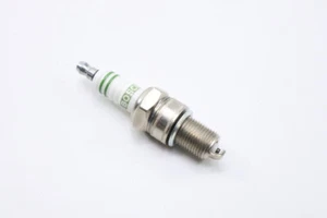 Porsche 911 914 944 Spark Plug W5DC 99917016590 - Picture 1 of 2