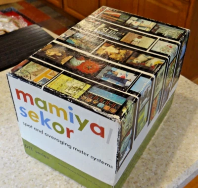 MAMIYA/SEKOR 500 DTL CAMERA WITH F2 LENS ORIGINAL BOX , LEATHER CASE,  STRAP SLR - Image 1 of 4