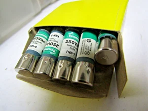 ✌ 10) NEW BUSSMANN FUSETRON 9 AMP DUAL ELEMENT FUSE 250V FNM-9 BOX OF 10 - Picture 1 of 3
