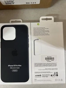 Apple Silicone Case with MagSafe for iPhone 15 Pro Max - Black Open Box - Picture 1 of 2