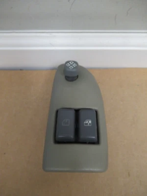Interruptor de janela 96 97 98 99 00 01 02 Chevrolet Express GMC Safari cinza mestre fabricante de equipamento original - Imagem 1 de 4