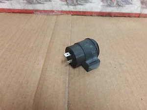 PEUGEOT TWEET 125 - 150 - 2010 -2016 RELE' FRECCIE - Foto 1 di 1